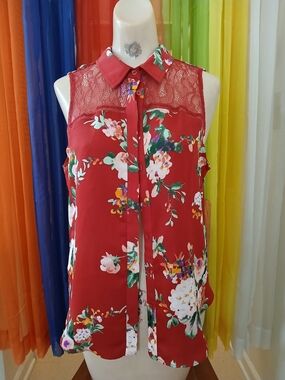 Metaphor Red Floral Lace Yoke Sleeveless Blouse